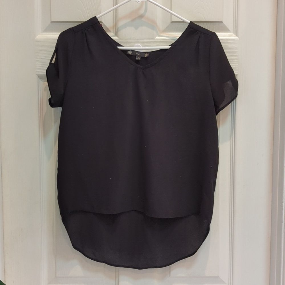 iris Women's Black Short Sleeve Roll Tab Glitter Blouse Hi-Low Size Large